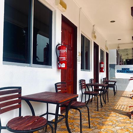 Abot Guest House Kuala Tahan Kültér fotó