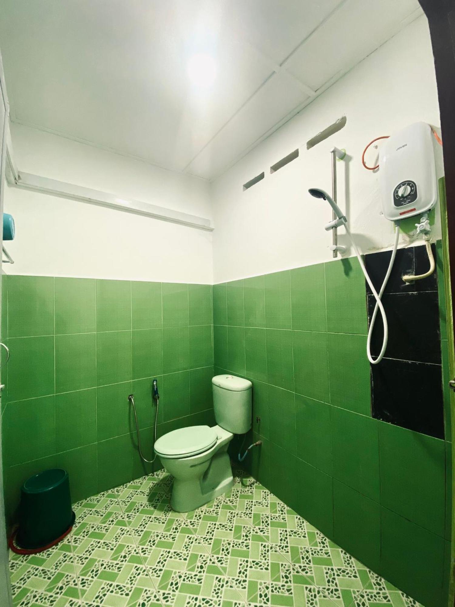 Abot Guest House Kuala Tahan Kültér fotó