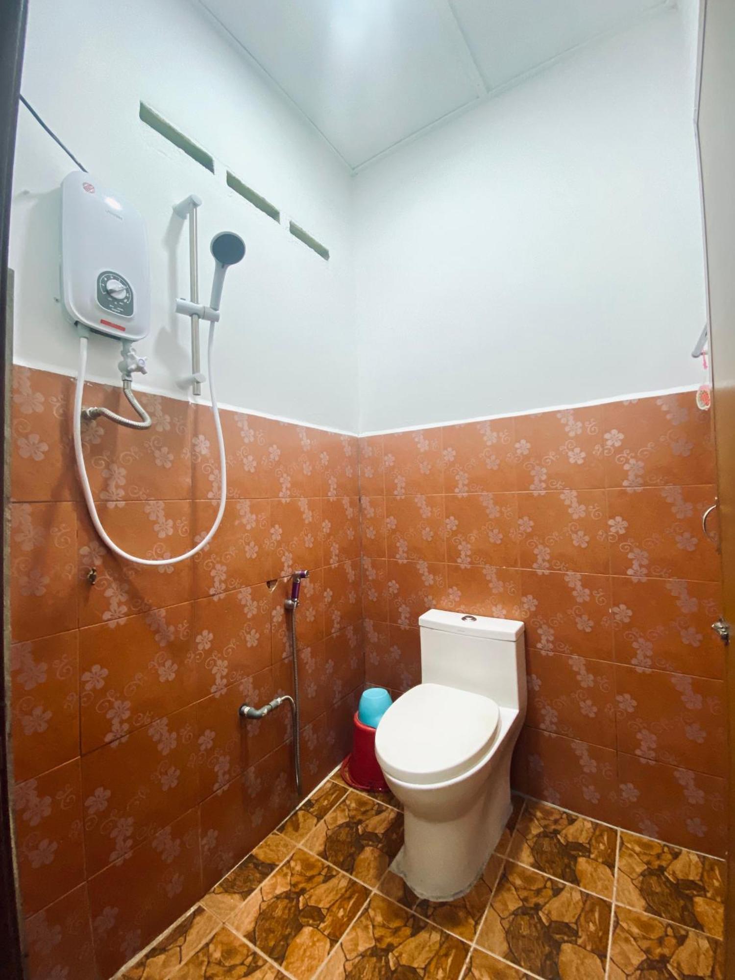 Abot Guest House Kuala Tahan Kültér fotó